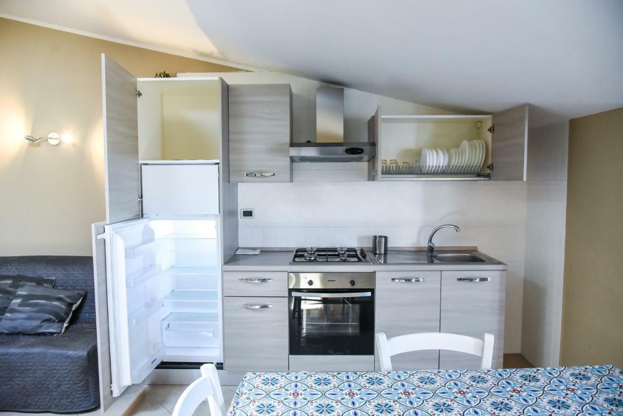 Attic Aries Lägenhet Montesilvano Marina Exteriör bild